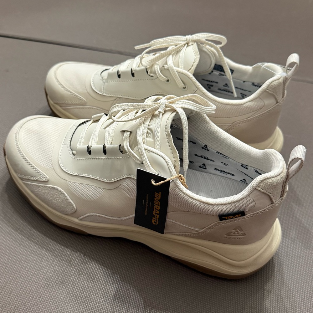 Teva Geotrecca Low Shoes Waterproof All Terrain Chunky Cream NWT Women’s 12 - Picture 2 of 8